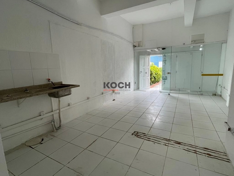 Sala comercial térrea de esquina no Centrinho de Atlântida: 4ª foto da galeria de imagens do imóvel