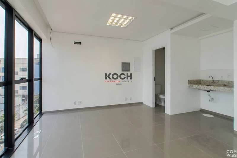 Prédio comercial, no bairro Passo da Areia Porto Alegre: 18ª foto da galeria de imagens do imóvel