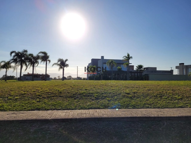 Terreno com 555,12m² no Condomínio Capão Ilhas Resort