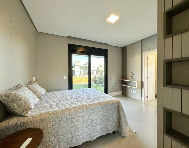 Casa térrea com 04 suítes, no Condomínio Riviera.: 19ª foto da galeria de imagens do imóvel