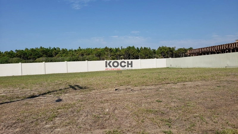 Terreno 450m² no Condomínio Costa Serena: 2ª foto da galeria de imagens do imóvel