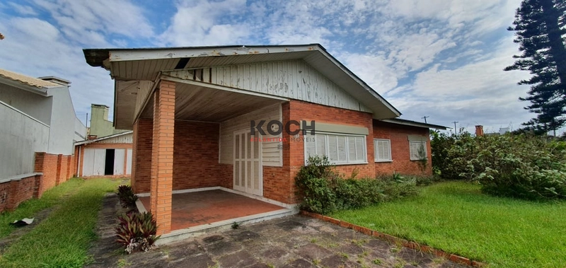 Casa térrea, 03 dormitórios, em Atlântida: 2ª foto da galeria de imagens do imóvel