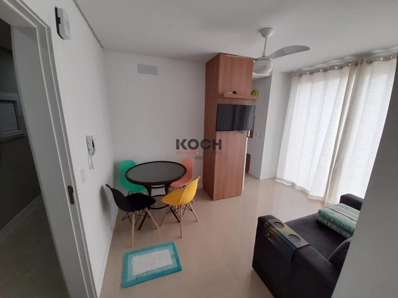 Apartamento COM TERRAÇO, em Capão da Canoa, 01 dorm.