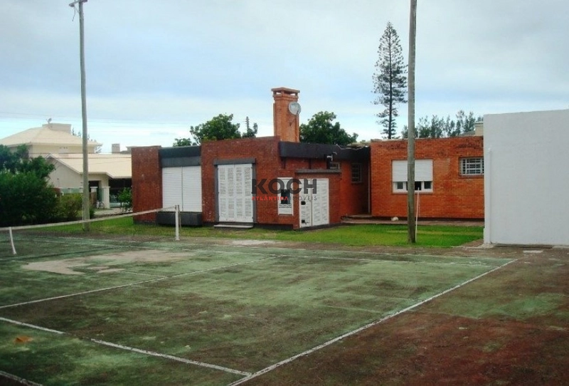 Casa térrea, 03 terrenos, em Atlântida: 12ª foto da galeria de imagens do imóvel