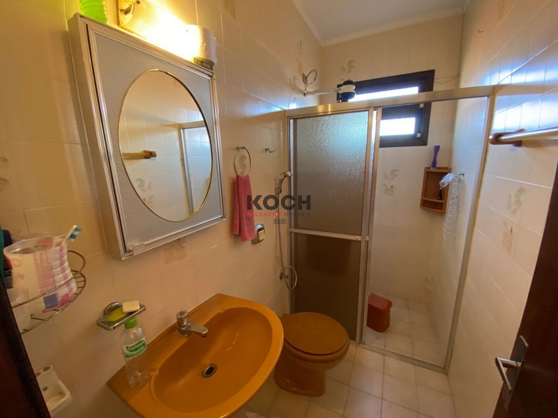 Sobrado com piscina, 03 dormitórios em Xangri-lá: 15ª foto da galeria de imagens do imóvel