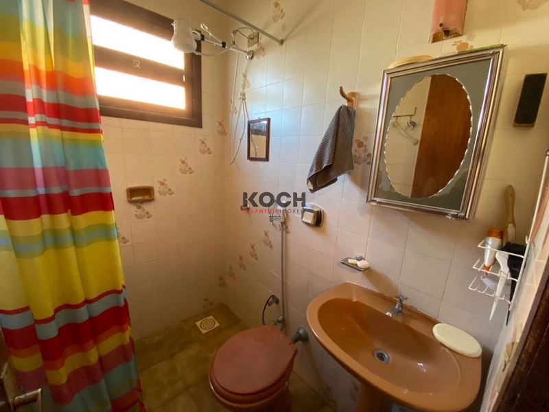 Sobrado com piscina, 03 dormitórios em Xangri-lá: 14ª foto da galeria de imagens do imóvel