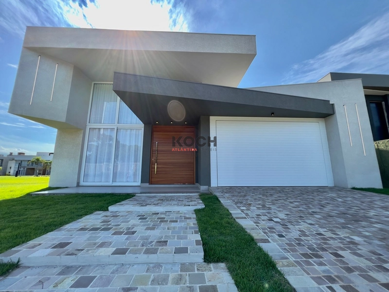 Casa térrea, 04 suítes no Condomínio Capão Ilhas Resort