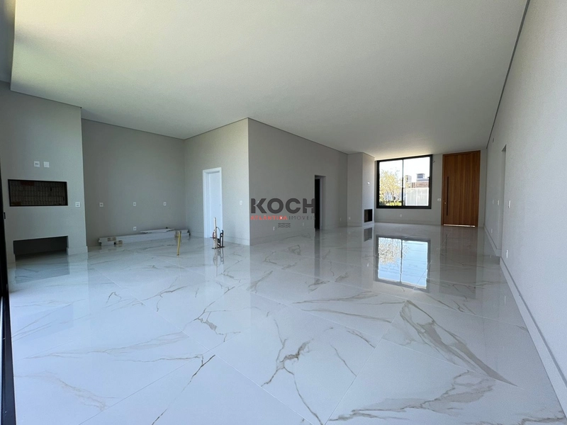Casa térrea, 04 suítes no Condomínio Dubai Resort: 3ª foto da galeria de imagens do imóvel