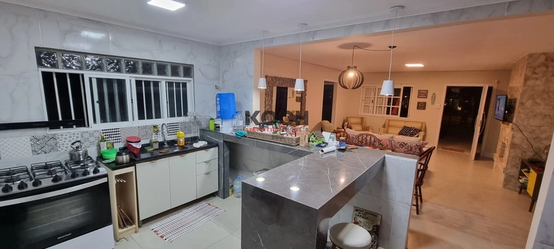 Casa com 06 suítes, PISCINA, em Atlântida: 9ª foto da galeria de imagens do imóvel