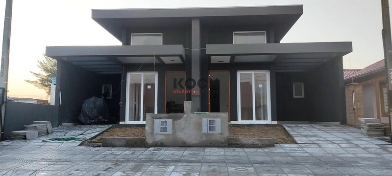 Casa geminada, 03 dormitórios no Jardim Beira Mar: 1ª foto da galeria de imagens do imóvel