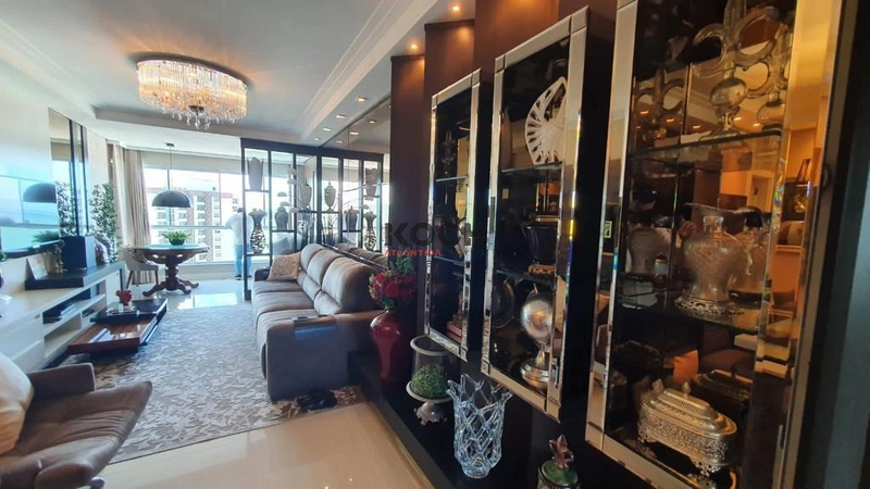 Apartamento 04 suítes em Balneário Camboriu: 5ª foto da galeria de imagens do imóvel