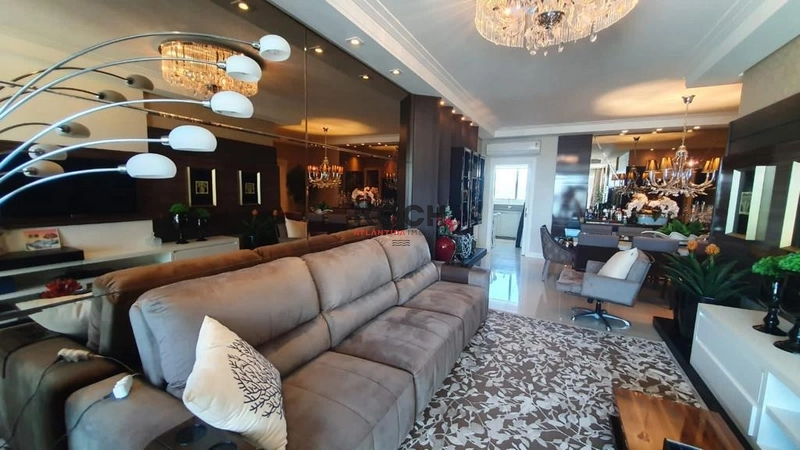 Apartamento 04 suítes em Balneário Camboriu: 3ª foto da galeria de imagens do imóvel