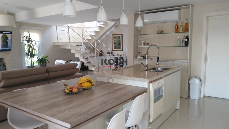 Sobrado DECORADO com 03 suítes no Condomínio Sea Coast: 8ª foto da galeria de imagens do imóvel