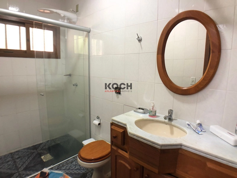 Casa com 3 dormitórios no centro de Xangri-lá: 23ª foto da galeria de imagens do imóvel