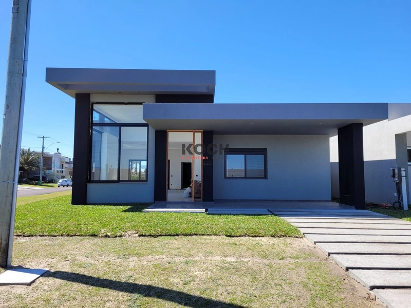 Sobrado 4 suítes no Condomínio Riviera,