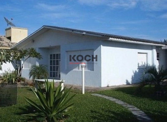 Casa térrea no centro de Xangri-lá, piscina, terreno com 600m²: 11ª foto da galeria de imagens do imóvel