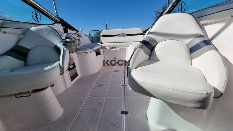 Lancha Focker 215 2.0 QSD DIESEL: 9ª foto da galeria de imagens do imóvel