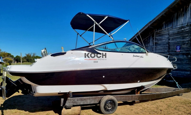 Lancha Focker 215 2.0 QSD DIESEL: 2ª foto da galeria de imagens do imóvel