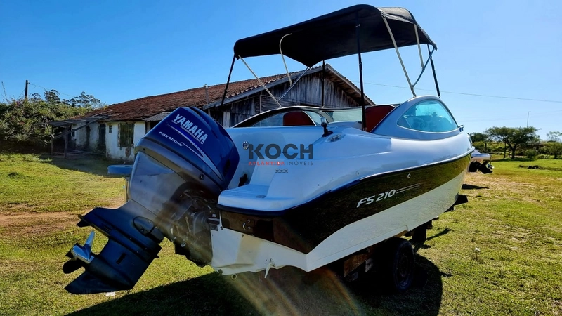 Lancha FS Boats - FS 210 Cabinada: 3ª foto da galeria de imagens do imóvel