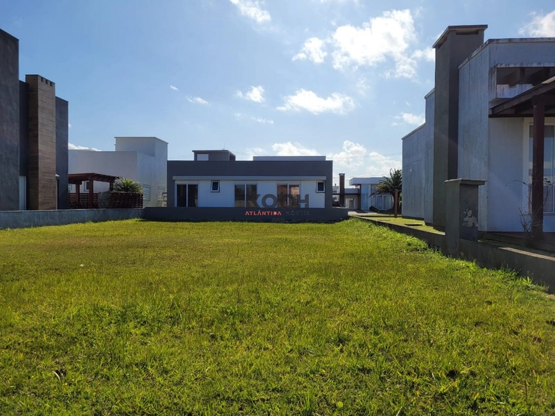 Terreno a venda no Condomínio Dubai Resort