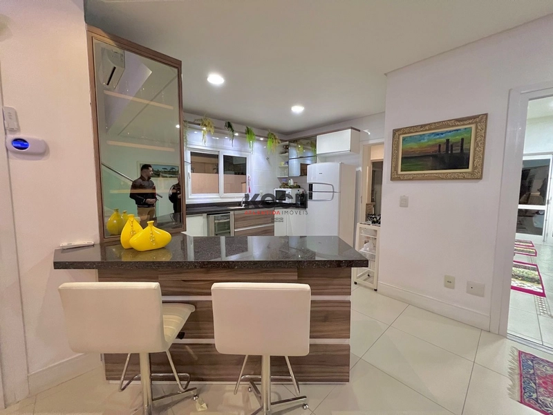 Sobrado de 04 suítes em Atlântida: 8ª foto da galeria de imagens do imóvel