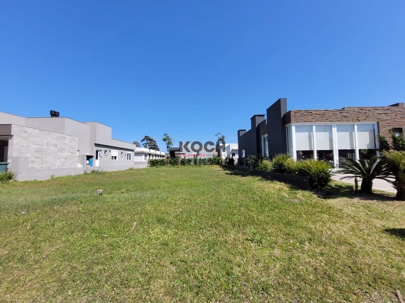 Terreno no Dubai em Capão da Canoa