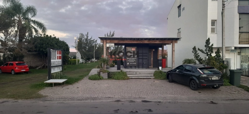 Terreno na Paraguassú de esquina em frente à Panvel e a Donald em Xa: 1ª foto da galeria de imagens do imóvel