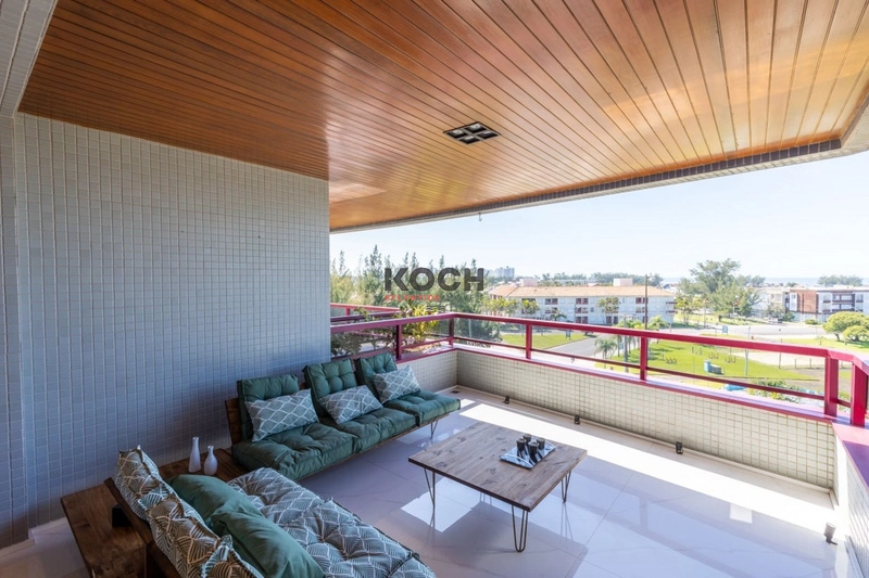 Cobertura duplex 4 dormitórios à 300m do Mar em Atlântida: 5ª foto da galeria de imagens do imóvel