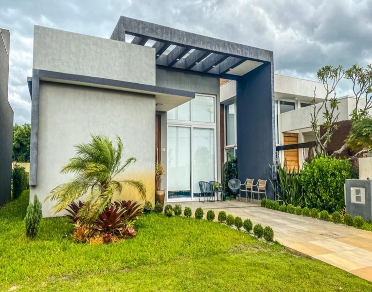 Casa com 3 suítes no Condomínio Riviera