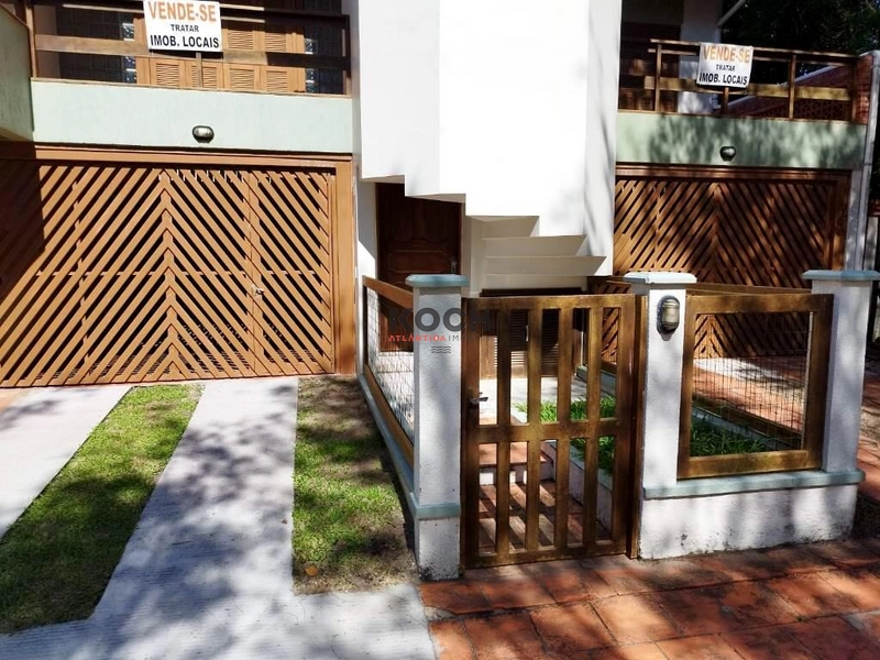 Duplex com 3 dormitórios em Xangri-lá: 3ª foto da galeria de imagens do imóvel