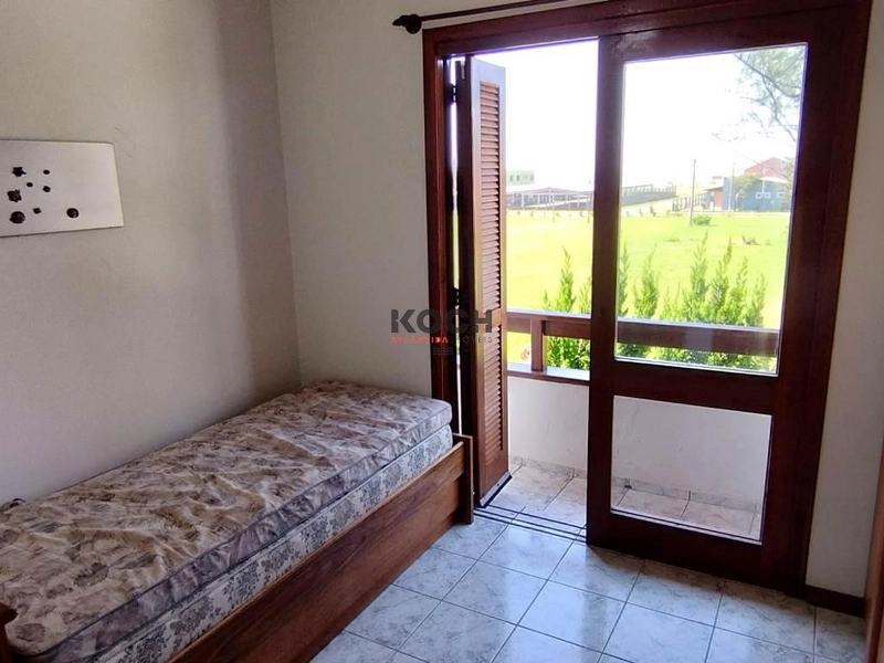Duplex com 3 dormitórios em Xangri-lá: 17ª foto da galeria de imagens do imóvel