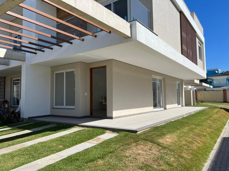 Casa de 3 dormitórios em Condomínio Murano