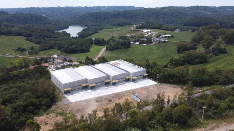 8 Pavilhões com 650m² cada, em Farroupilha vendidos separadamente: 1ª foto da galeria de imagens do imóvel