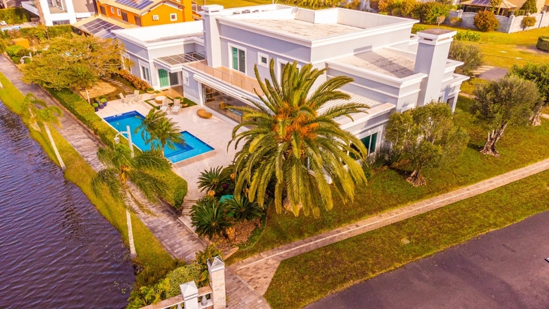 Sobrado mobiliado no Atlântida Ilhas Park, 3 suítes