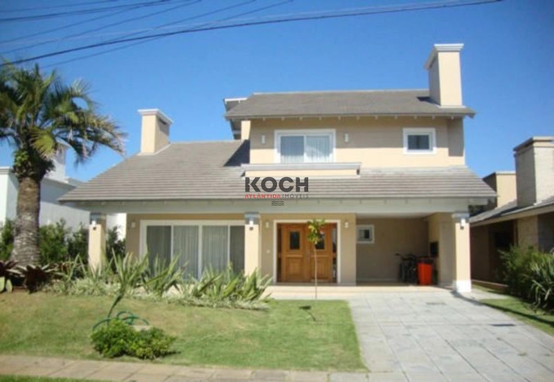 Sobrado com 03 suítes no Condomínio Porto Coronado Atlântida