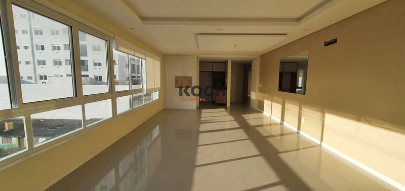 Apartamento com 03 dormitórios, em Capão da Canoa: 2ª foto da galeria de imagens do imóvel