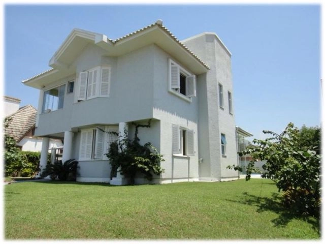 Sobrado em Atlântida, 4 dormitórios, com piscina: 5ª foto da galeria de imagens do imóvel