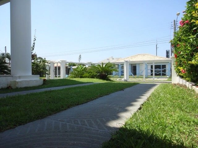 Sobrado em Atlântida, 4 dormitórios, com piscina: 7ª foto da galeria de imagens do imóvel