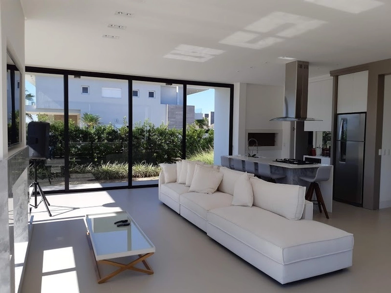 Casa térrea, 4 suítes, mobiliada e decorada no Quintas do Lago: 4ª foto da galeria de imagens do imóvel