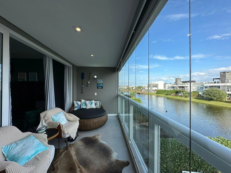 Apartamento, 2 dormitórios, mobiliado e decorado