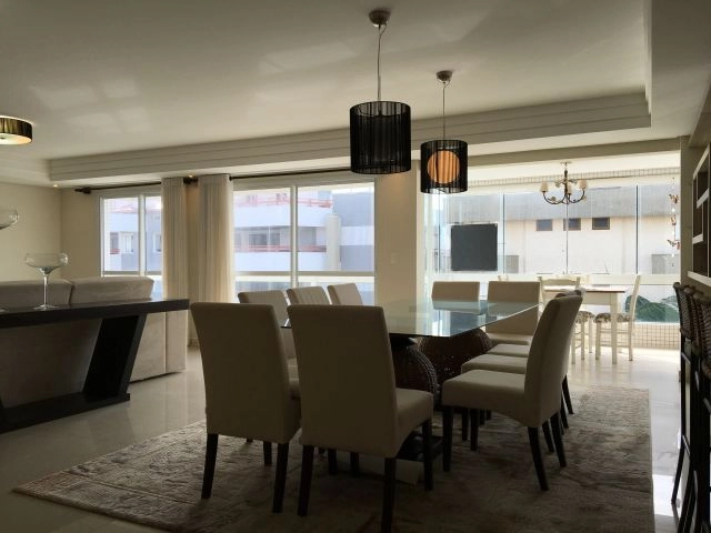 Apartamento com vista para o mar, 4 dormitórios em Atlântida: 1ª foto da galeria de imagens do imóvel