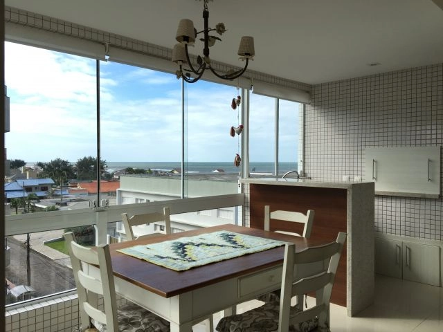 Apartamento com vista para o mar, 4 dormitórios em Atlântida: 4ª foto da galeria de imagens do imóvel