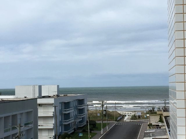 Apartamento com vista para o mar, 4 dormitórios em Atlântida: 7ª foto da galeria de imagens do imóvel