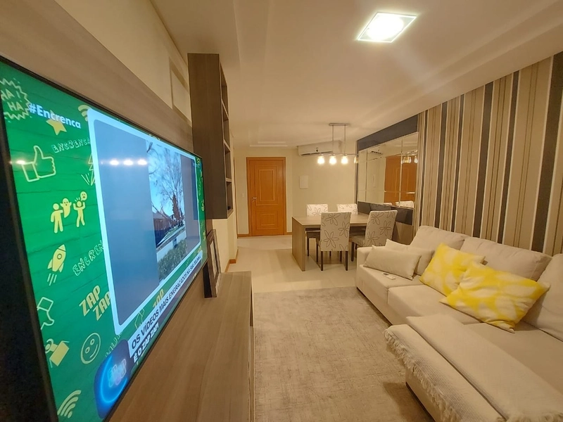 Apartamento DE FRENTE, DECORADO no Centro de Capão da Canoa