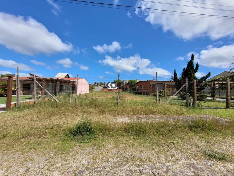 Terreno na praia de Remanso em Xangri-lá / RS: 1ª foto da galeria de imagens do imóvel