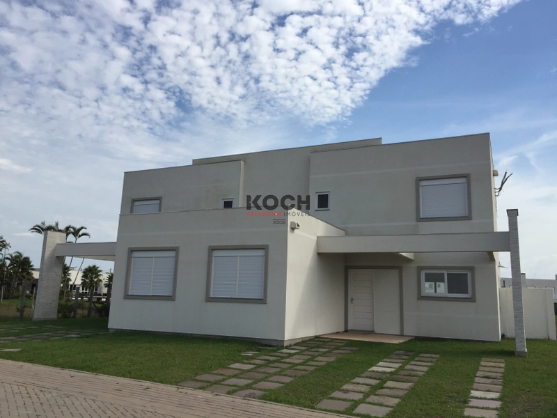 Sobrado com 04 dormitórios no Condomínio Páteo Marbella Xangri-lá/RS: 2ª foto da galeria de imagens do imóvel