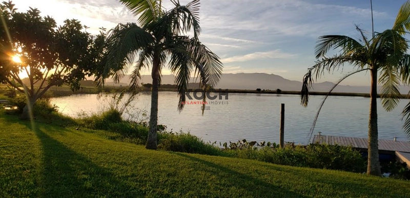Box para lancha e jet ski no Atlãntida Iate Clube: 7ª foto da galeria de imagens do imóvel
