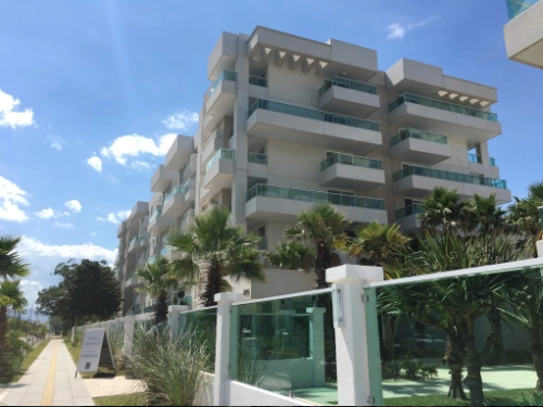 Apartamento com 03 dormitórios, terraço, em Atlântida: 2ª foto da galeria de imagens do imóvel