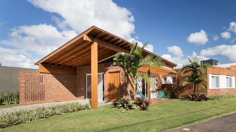 Casa DE ESQUINA no Condomínio Malibu, 4 suítes: 3ª foto da galeria de imagens do imóvel