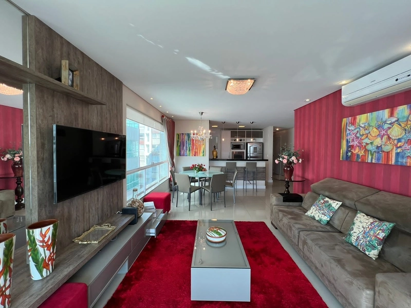 Apartamento na Zona Nova de Capão, 3 dormitórios, 3 vagas